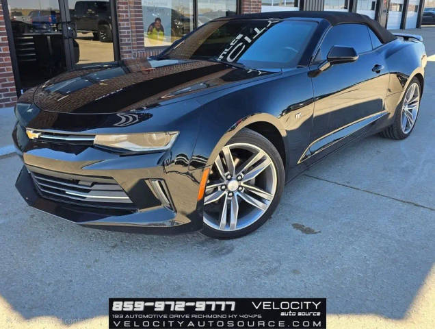 2017 Chevrolet Camaro 1LT RWD photo