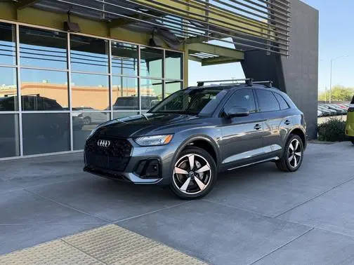 2023 Audi Q5 S line Prestige AWD photo