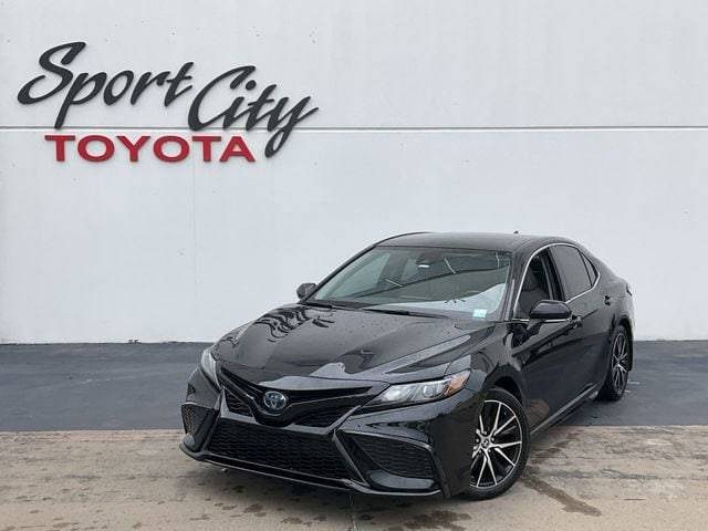 2023 Toyota Camry Hybrid SE FWD photo