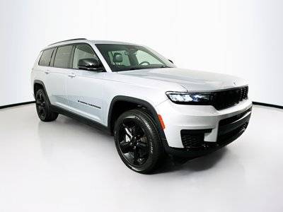 2023 Jeep Grand Cherokee L Altitude 4WD photo