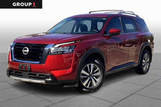 2023 Nissan Pathfinder SL FWD photo