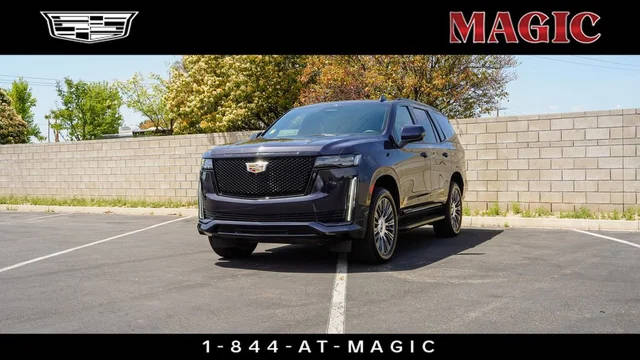 2023 Cadillac Escalade 4WD Sport Platinum 4WD photo