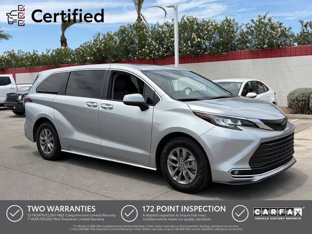 2023 Toyota Sienna XLE FWD photo