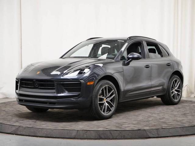2023 Porsche Macan T AWD photo