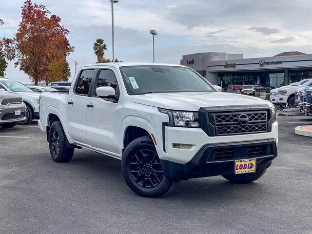 2023 Nissan Frontier SV RWD photo