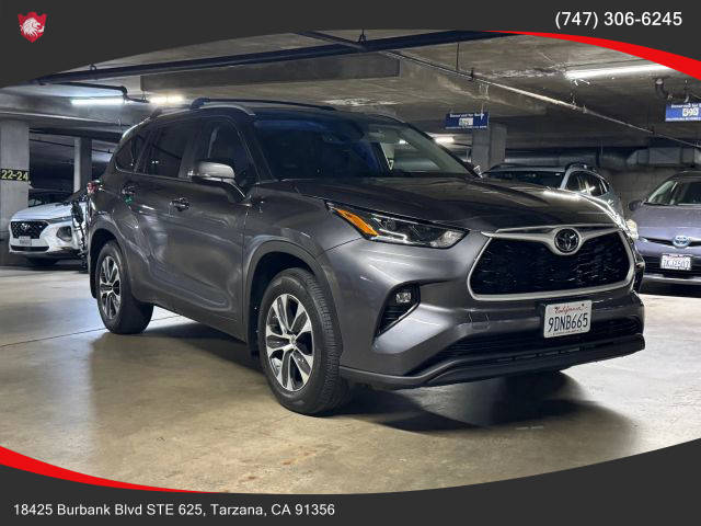 2023 Toyota Highlander XLE FWD photo