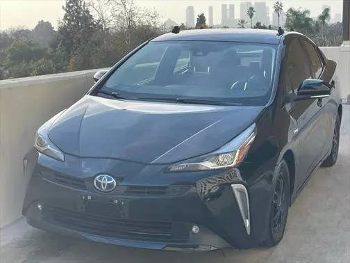 2022 Toyota Prius XLE FWD photo