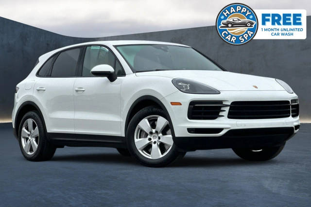 2023 Porsche Cayenne  AWD photo