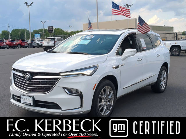 2023 Buick Enclave Essence FWD photo
