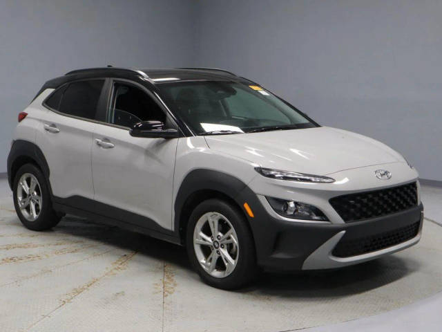 2023 Hyundai Kona SEL FWD photo