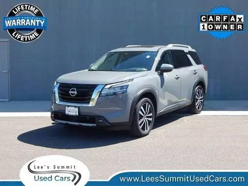 2023 Nissan Pathfinder Platinum 4WD photo