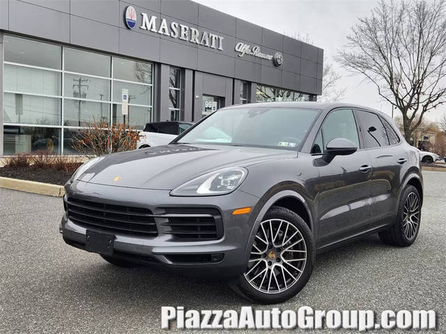 2023 Porsche Cayenne  AWD photo