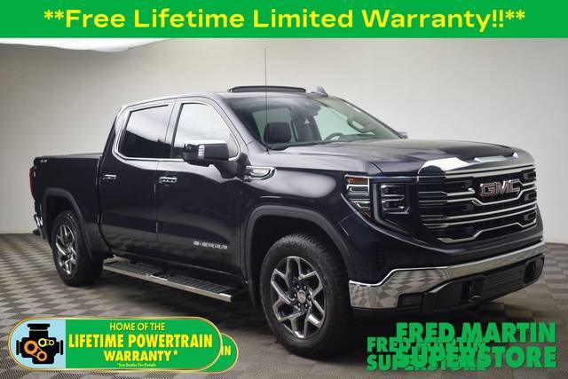 2022 GMC Sierra 1500 SLT 4WD photo