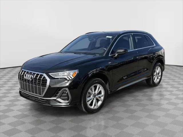 2023 Audi Q3 S line Premium Plus AWD photo