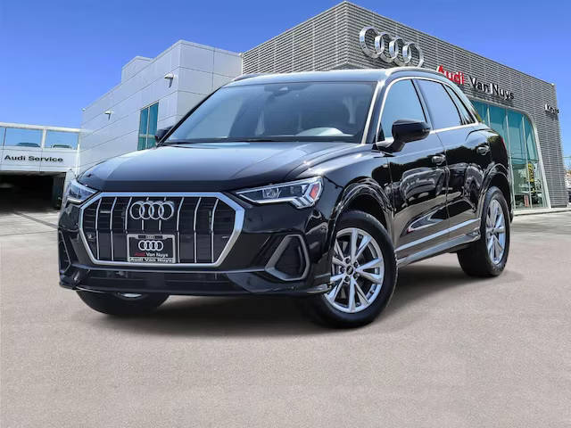 2023 Audi Q3 S line Premium AWD photo