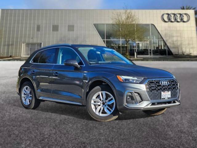 2023 Audi Q5 S line Premium AWD photo