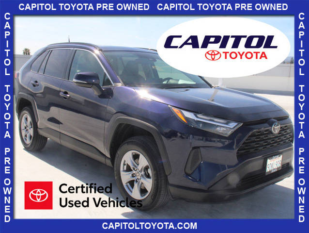 2022 Toyota RAV4 XLE FWD photo