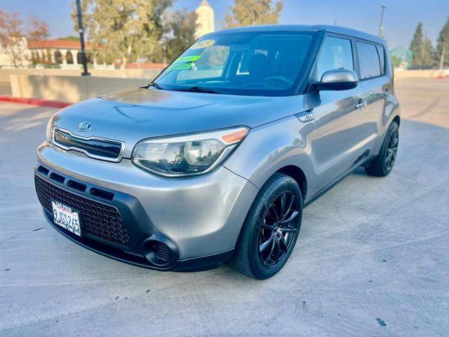 2015 Kia Soul + FWD photo