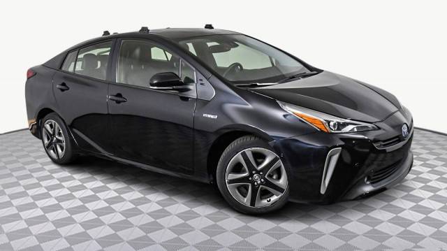 2022 Toyota Prius XLE FWD photo