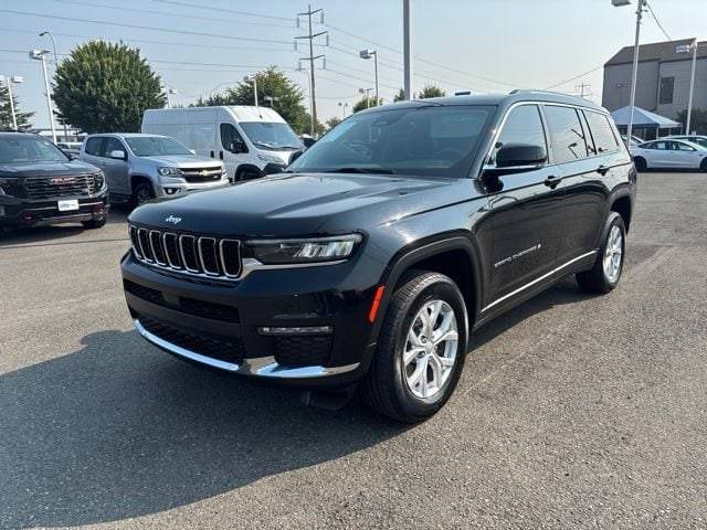 2023 Jeep Grand Cherokee L Limited 4WD photo