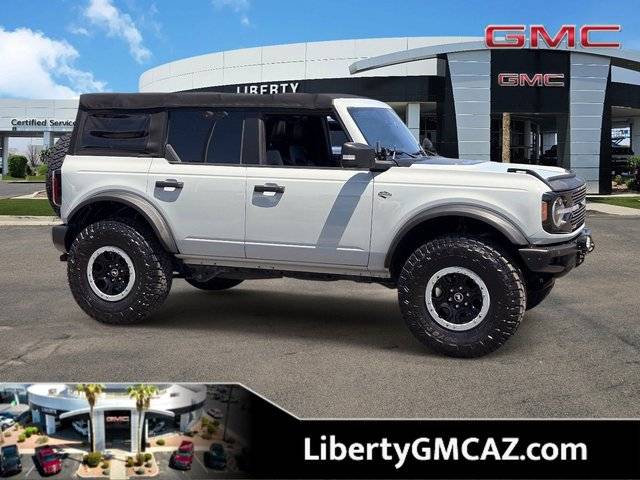 2022 Ford Bronco 4 Door Wildtrak 4WD photo