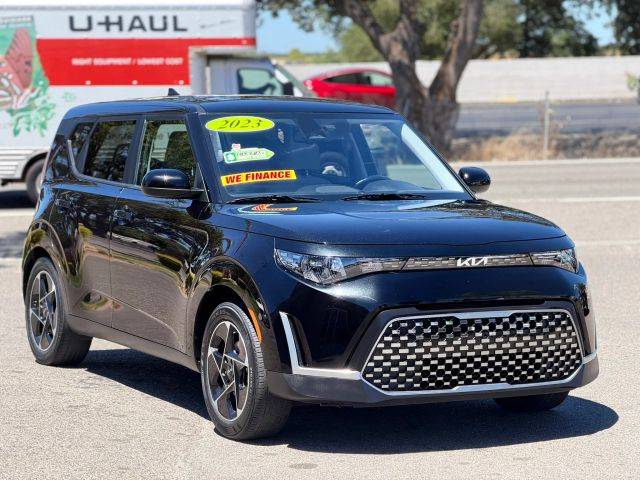 2023 Kia Soul EX FWD photo