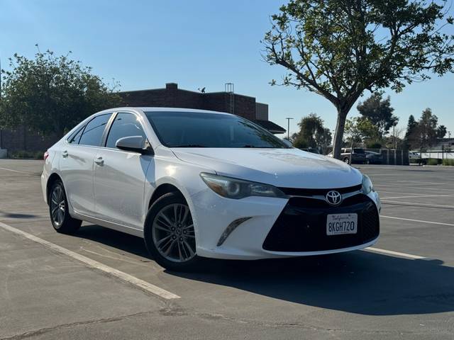 2015 Toyota Camry  FWD photo