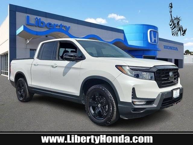 2023 Honda Ridgeline Black Edition AWD photo