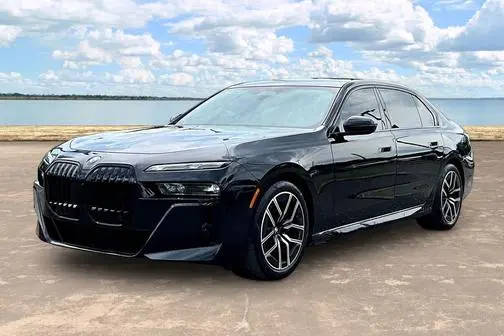 2023 BMW 7 Series 760i xDrive AWD photo