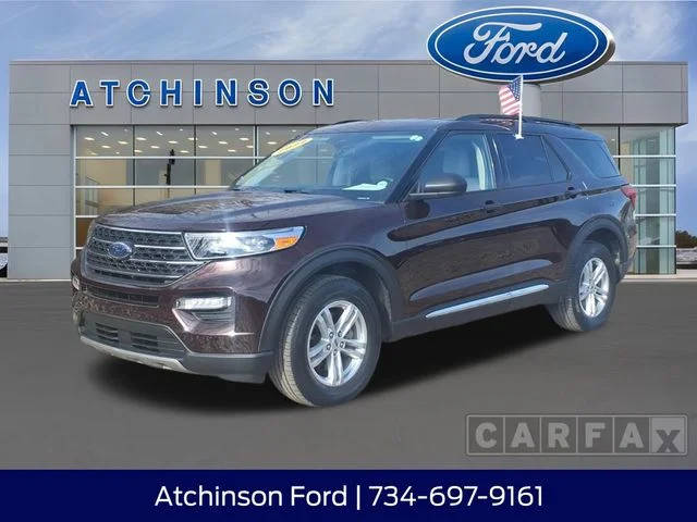 2022 Ford Explorer XLT 4WD photo