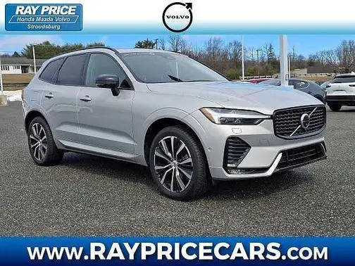 2023 Volvo XC60 Plus Dark Theme AWD photo