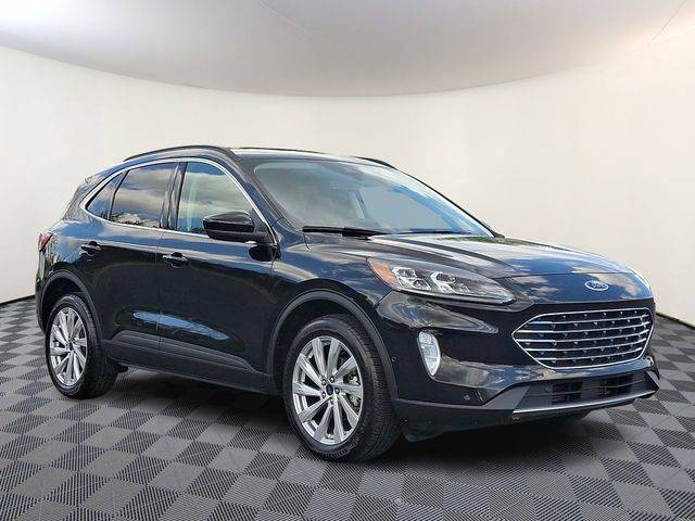 2022 Ford Escape Titanium AWD photo