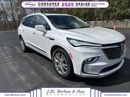 2023 Buick Enclave Essence AWD photo