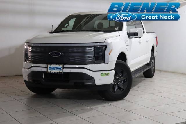 2022 Ford F-150 Lightning LARIAT AWD photo