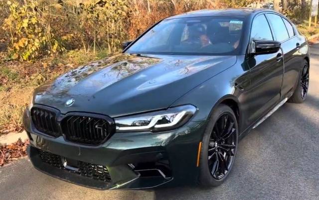 2023 BMW M5 AWD photo