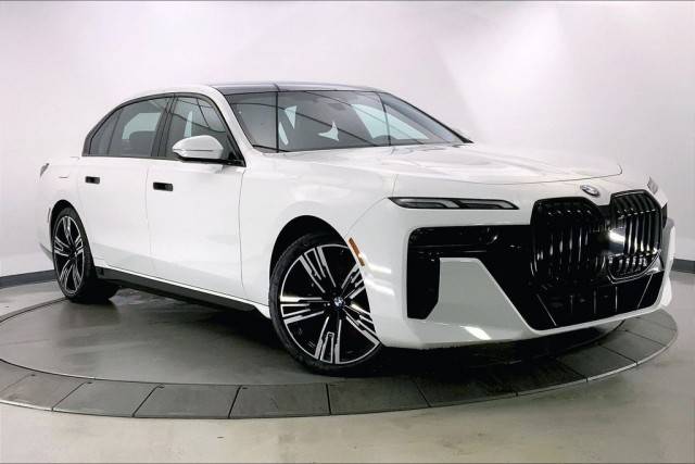 2023 BMW 7 Series 760i xDrive AWD photo