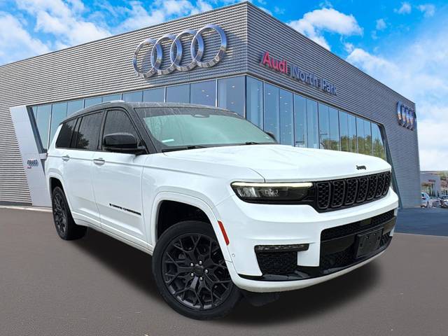 2023 Jeep Grand Cherokee L Summit 4WD photo