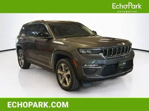 2022 Jeep Grand Cherokee 4WD photo