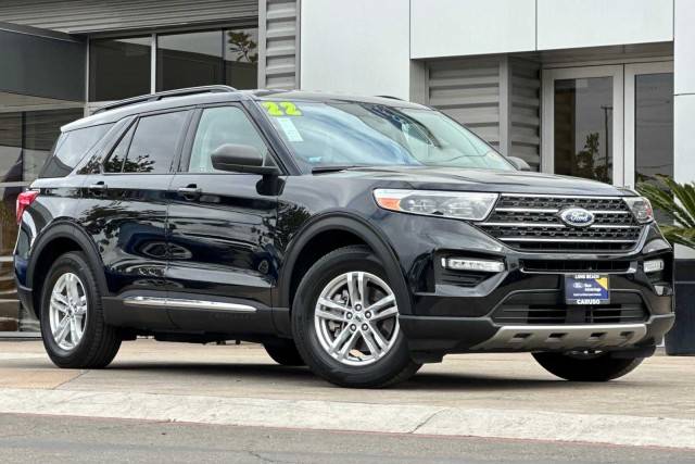 2022 Ford Explorer XLT RWD photo