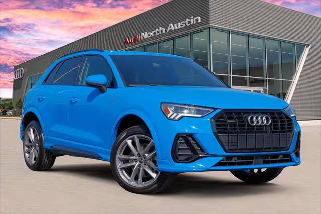 2023 Audi Q3 S line Premium AWD photo
