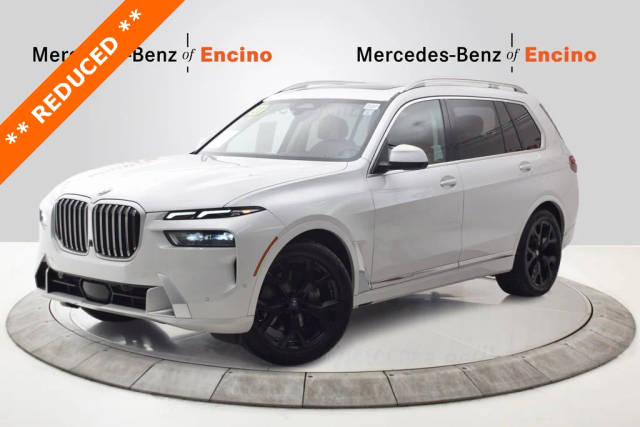 2023 BMW X7 xDrive40i AWD photo
