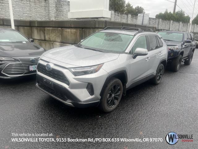 2022 Toyota RAV4 Hybrid SE AWD photo