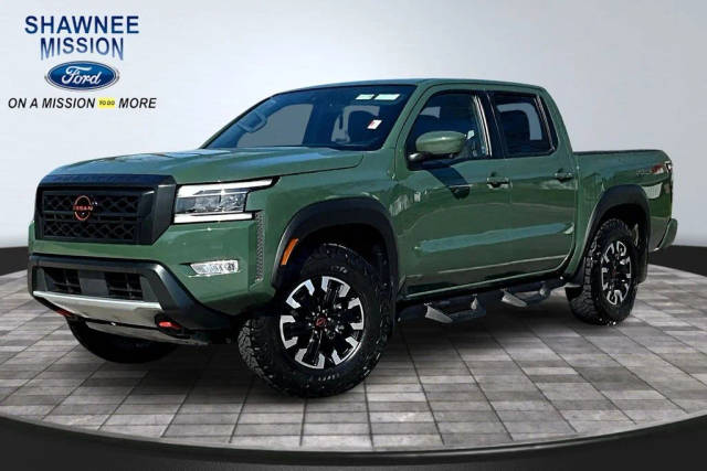 2023 Nissan Frontier PRO-4X 4WD photo
