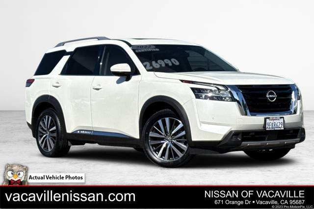 2022 Nissan Pathfinder Platinum FWD photo