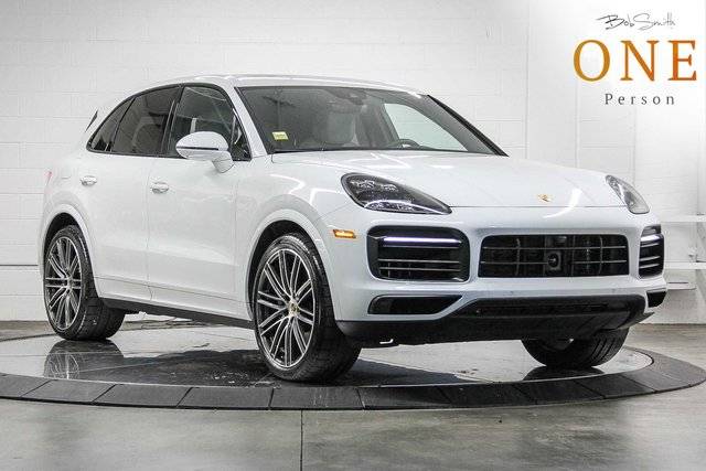 2023 Porsche Cayenne S Platinum Edition AWD photo