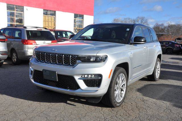 2022 Jeep Grand Cherokee Summit 4WD photo