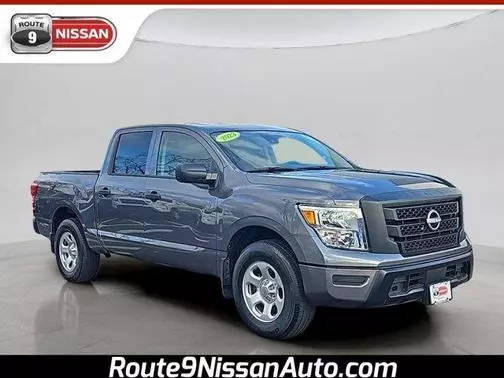 2023 Nissan Titan S 4WD photo