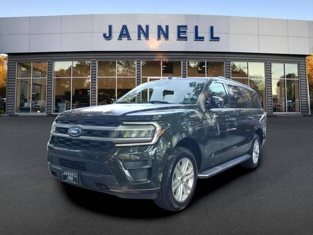 2022 Ford Expedition Max XLT 4WD photo