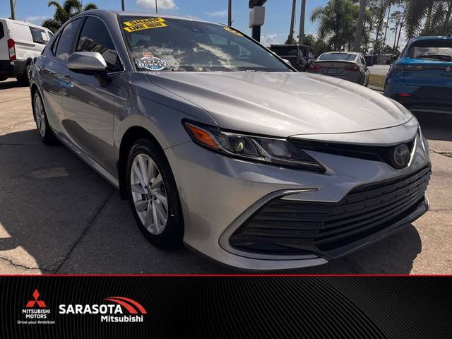2023 Toyota Camry LE FWD photo