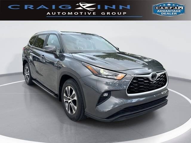 2023 Toyota Highlander XLE FWD photo